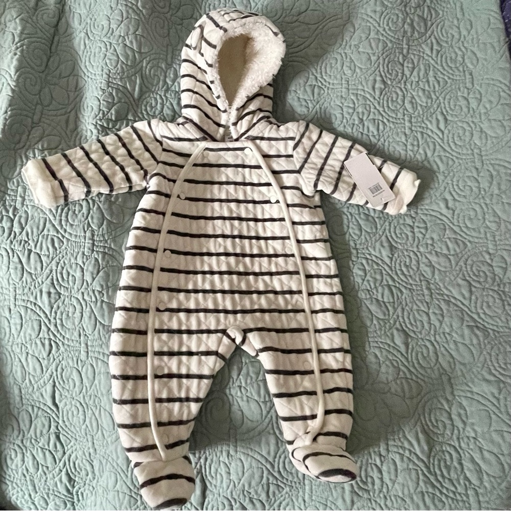 NORDSTROM Baby Hooded Bunting NWT
